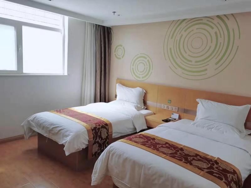 GreenTree Xining Chengzhong Area Dongguan Street Street Hotel 6/32