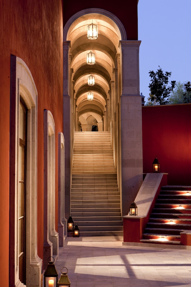 Rosewood San Miguel de Allende 36/76