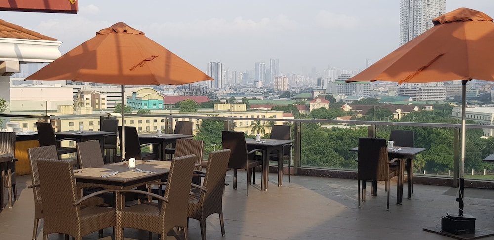 The Bayleaf Intramuros 38/56