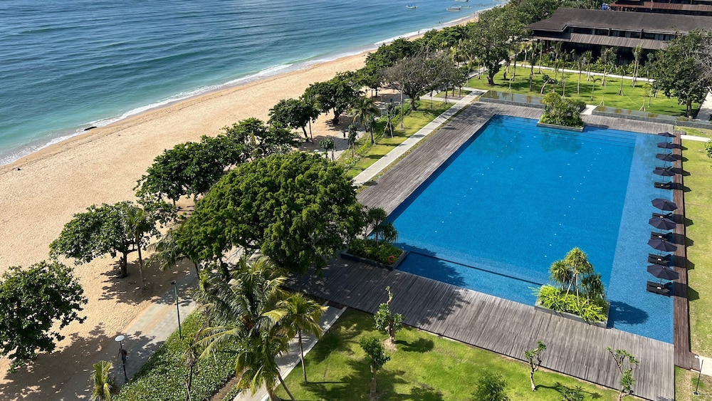 The Meru Sanur 40/49