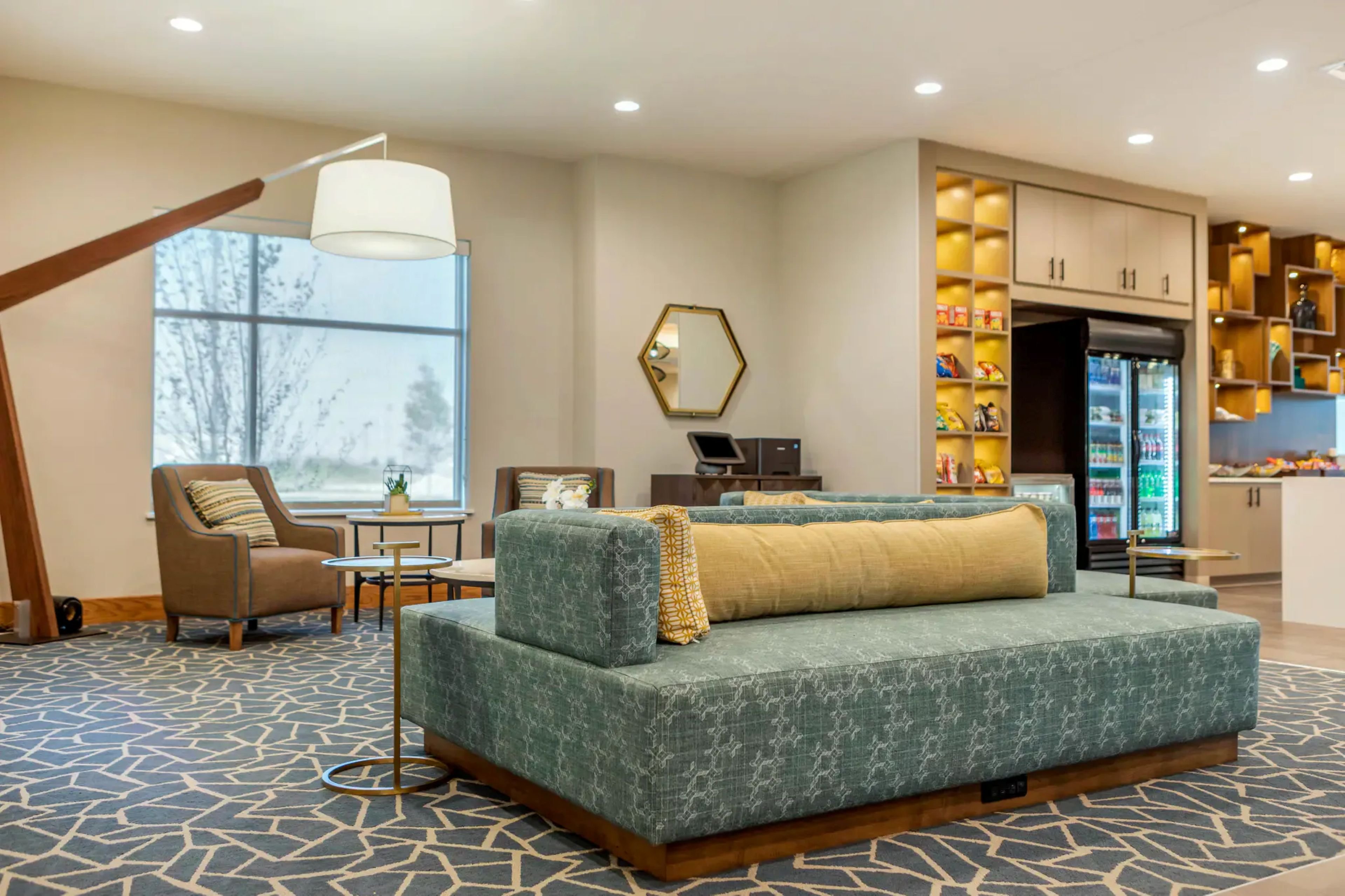 Holiday Inn Express Bettendorf - Davenport NE by IHG 24/41