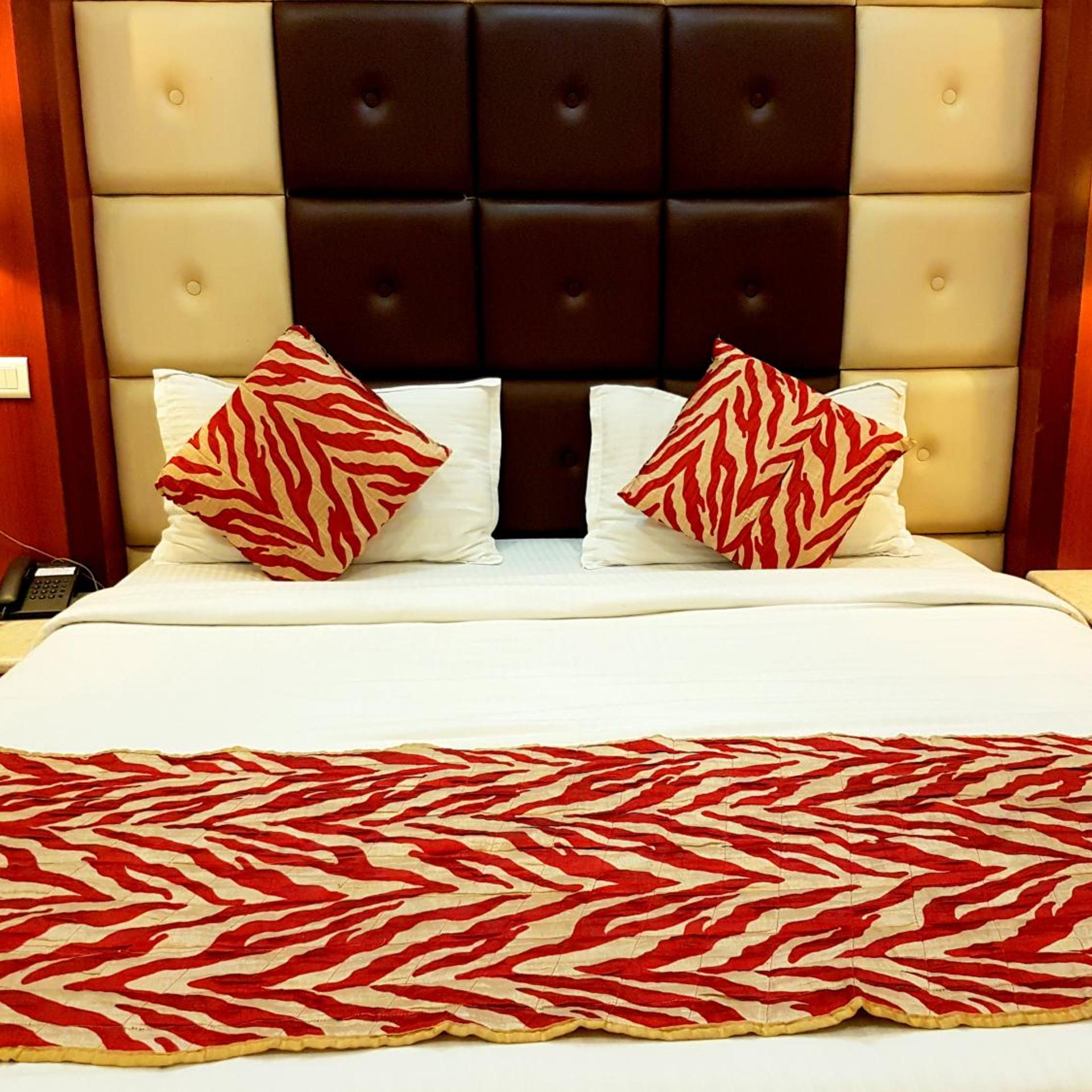 Oyo Premium Nayapalli Irc Village 49/72