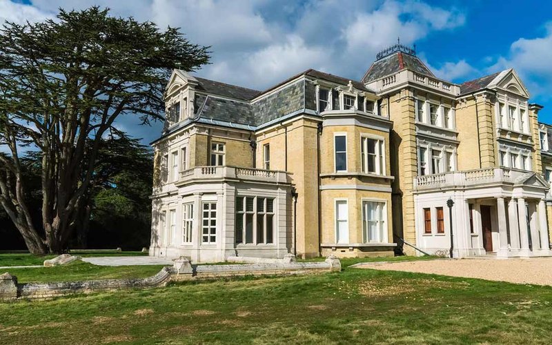 Coldeast Mansion 1/17