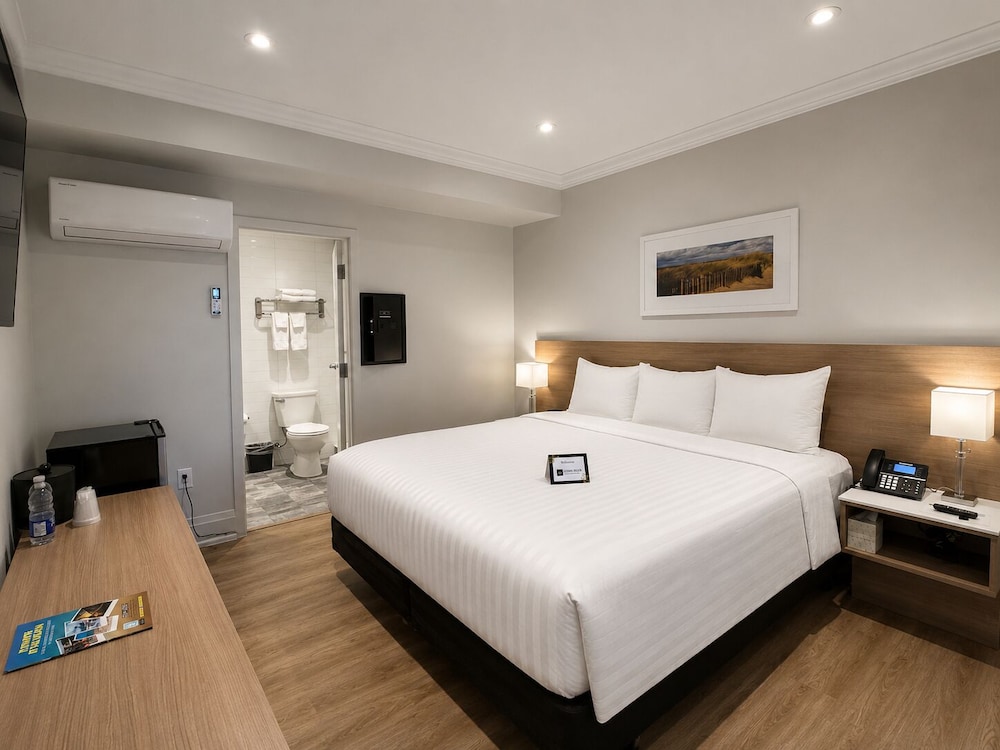 Standard, King Bed