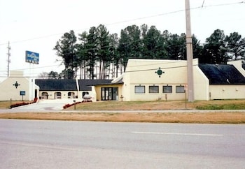 Express Inn Suites 3/52