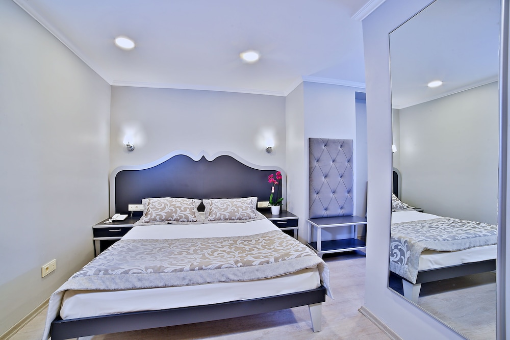 The Hera Premium Hotels 17/49