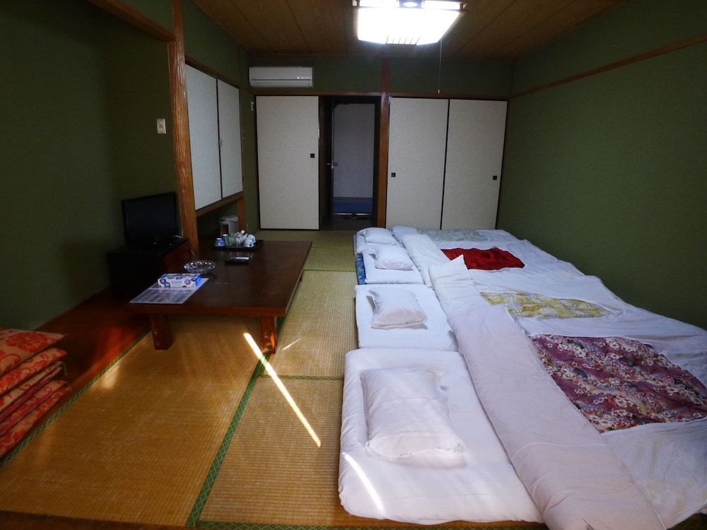 New Makomo Hotel 23/61