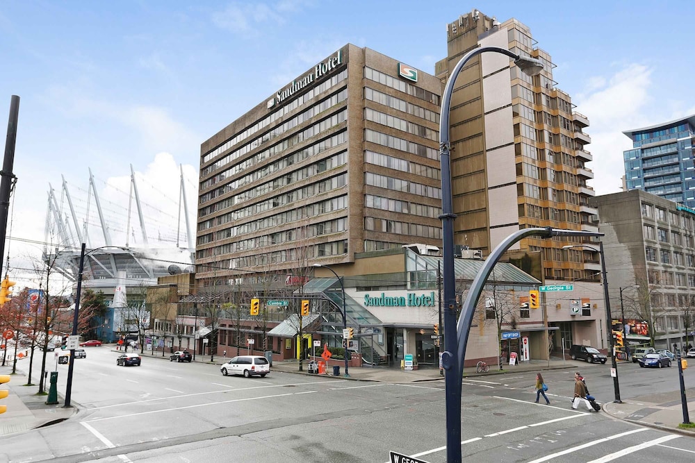 Sandman Hotel Vancouver Downtown 3/40