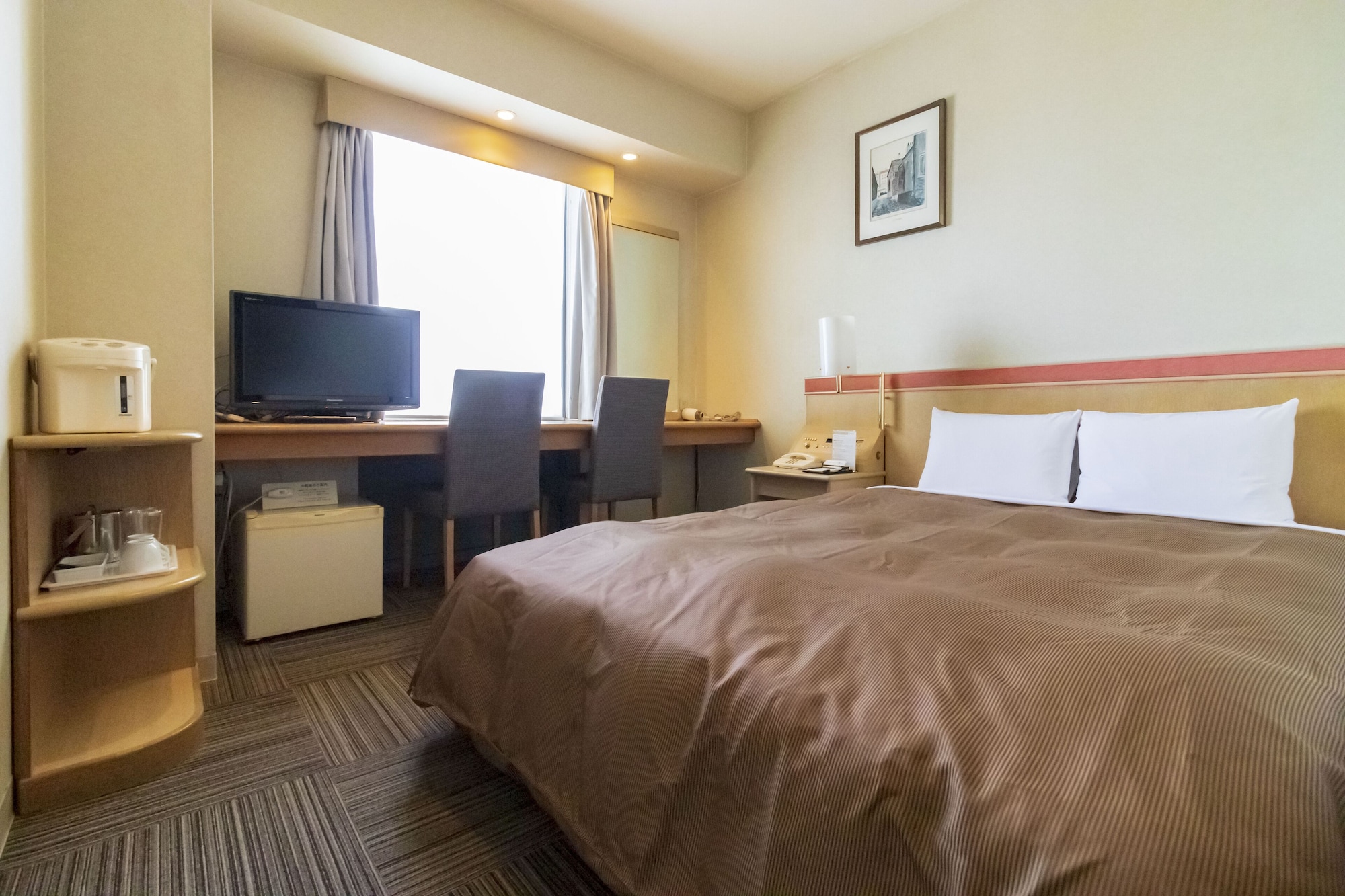 ROOM, DOUBLE BED