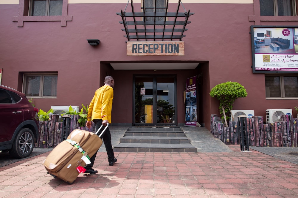 Paloma Hotel Ring Road Central 54/56