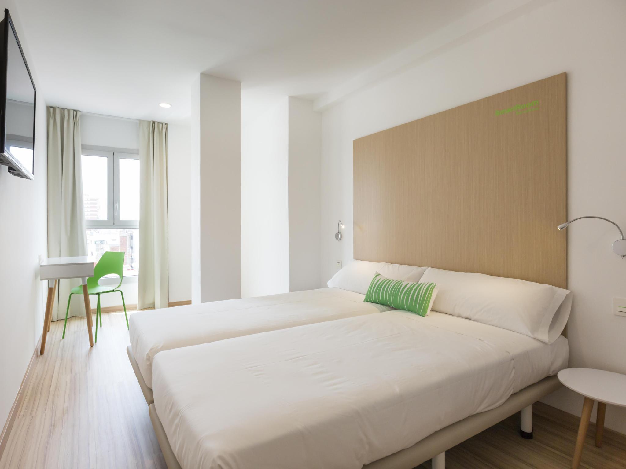 Economy, Double Bed