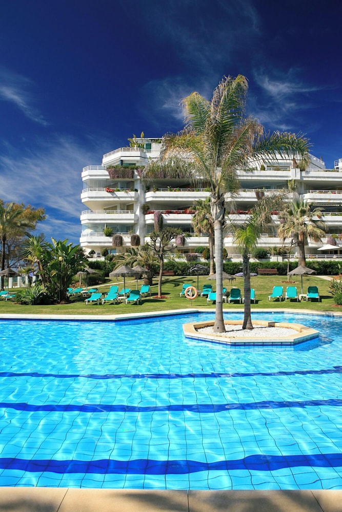 Coral Beach Aparthotel 70/77