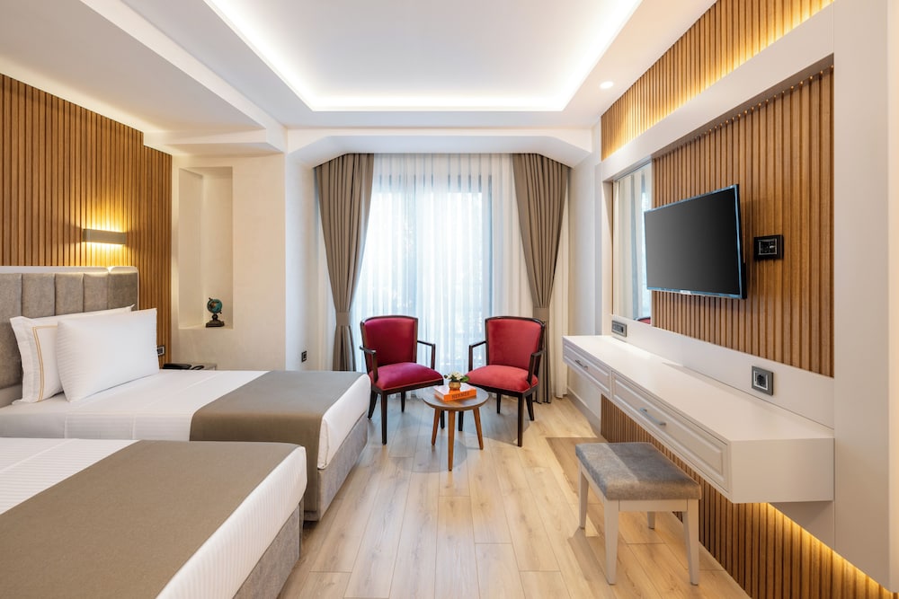 CARINA GOLD HOTEL 27/65