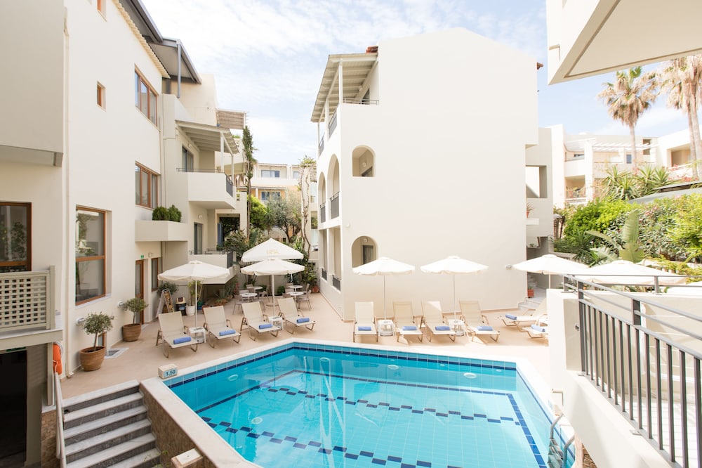 Anita Beach Hotel - Adults Only 8/40