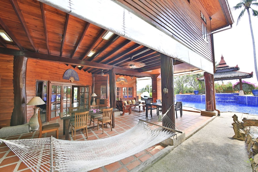 Presidential Thai Villa 14/36