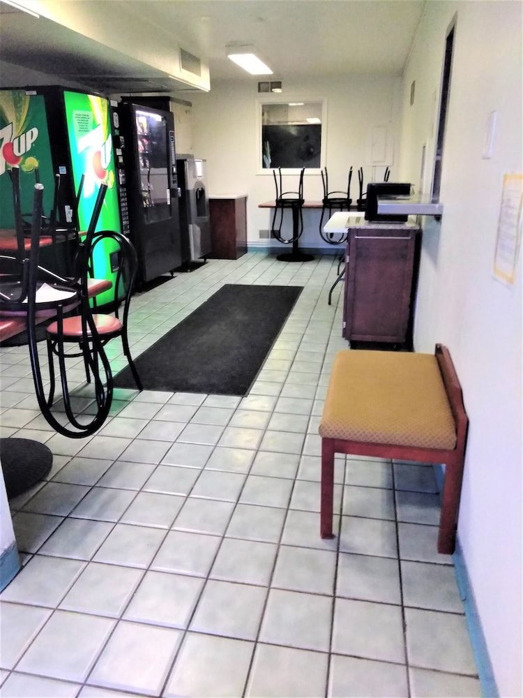 Motel 6 Louisville N Jeffersonville 9/36