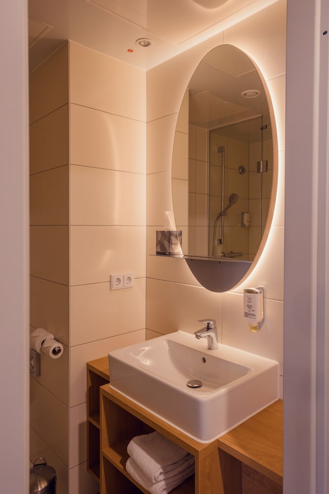 Adagio Access Stuttgart Airport Messe 18/54