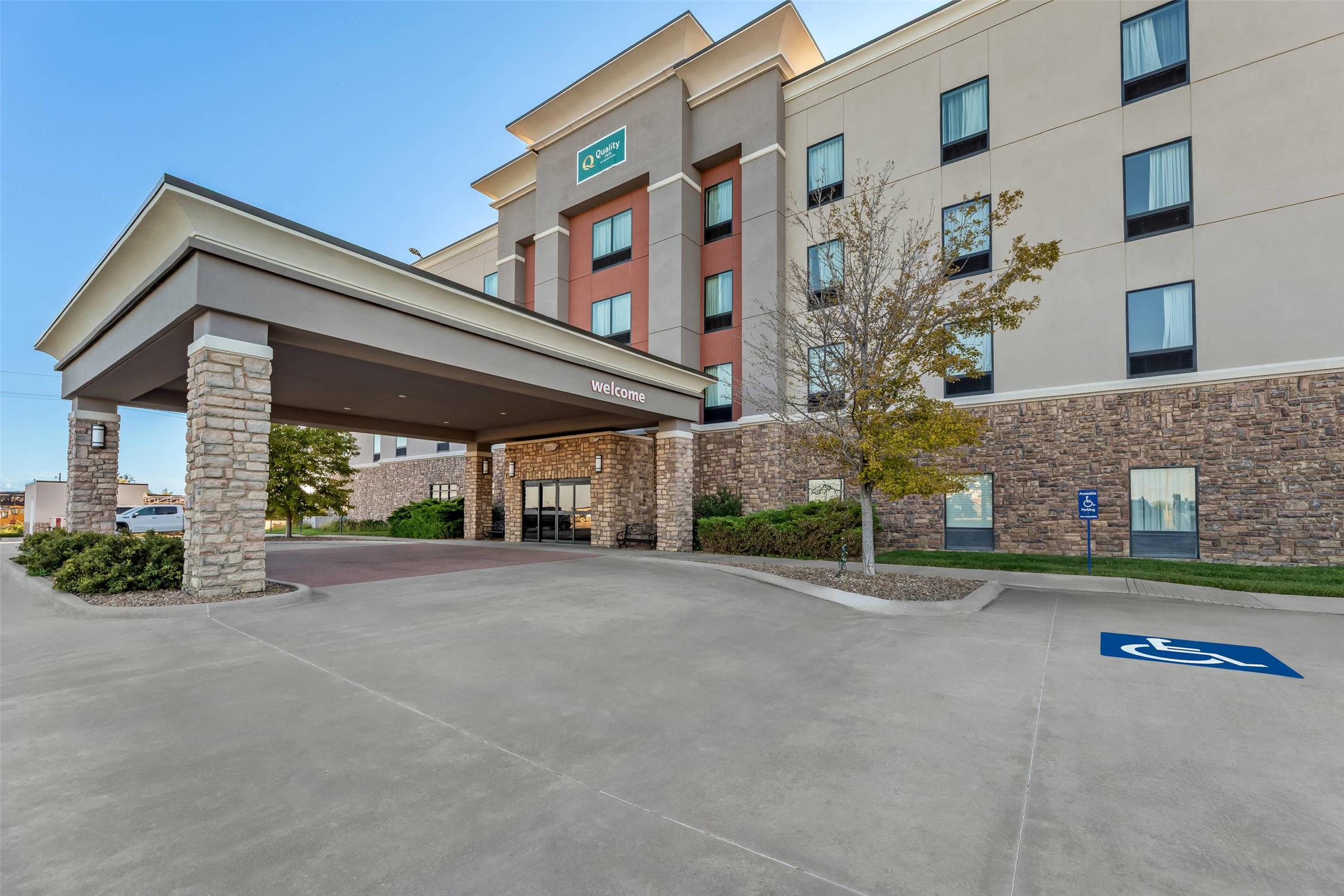 Quality Inn - Pratt 23/28