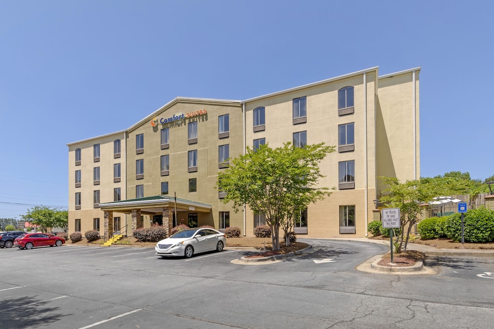 Comfort Suites Columbus State University Area 18/28