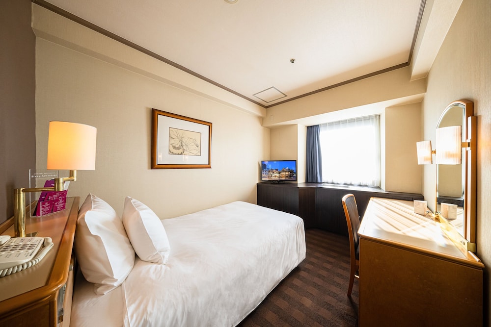 ANA Crowne Plaza Matsuyama an IHG Hotel (ex Ana Matsuyama Hotel) 16/76