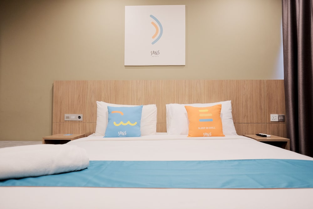 Sans Hotel Puri Indah Jakarta 13/62