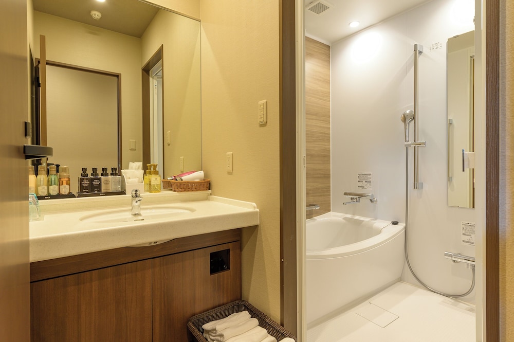 Hotel Kyoto Eminence 50/50