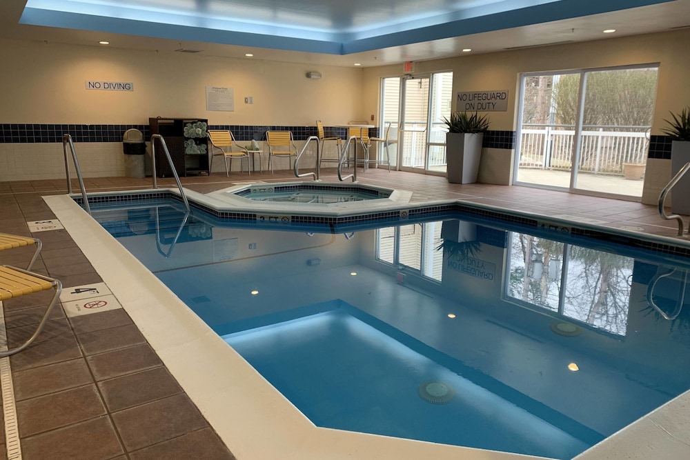 Fairfield Inn By Marriott Concord 8/16