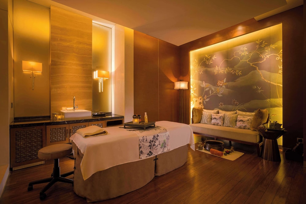 China World Summit Wing, Beijing, A Shangri-La Hotel 38/72