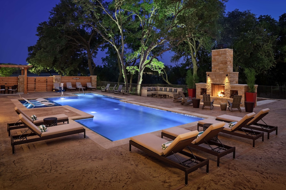 The Bevy Hotel Boerne A Doubletree By Hilton in BOERNE - TX