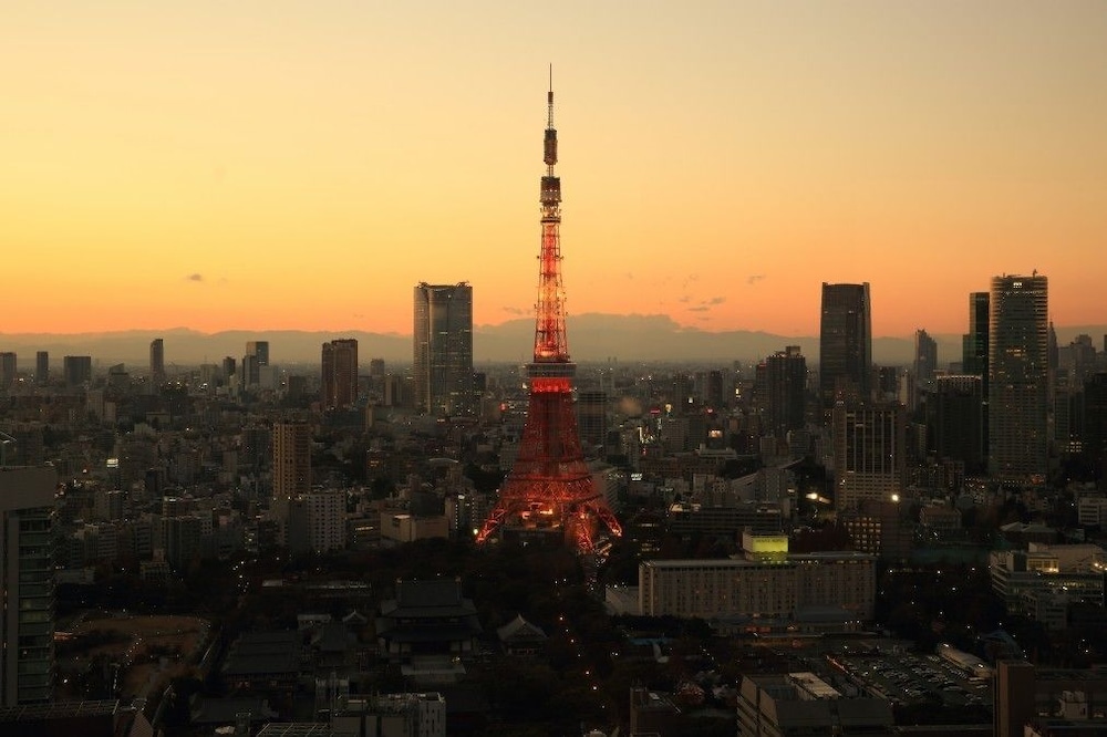 THE LIVELY TOKYO AZABUJUBAN 44/50