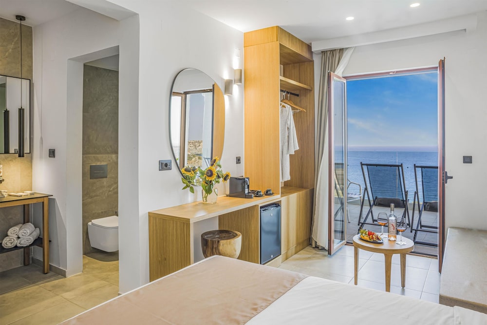 Double Room Elegant Sea View