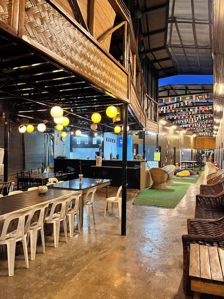 Big Paul Hostel - Adults Only 32/50