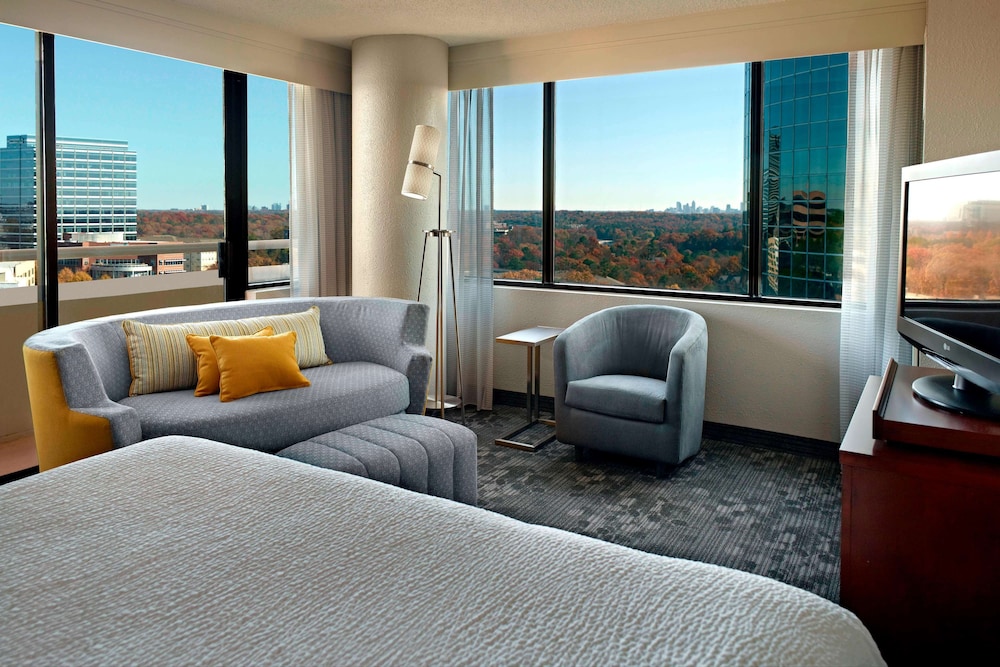 Sonesta Select Atlanta Cumberland Galleria 30/47
