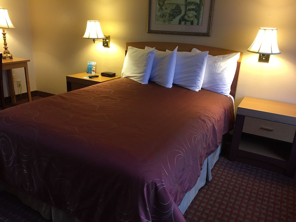 Port Angeles Inn 26/54