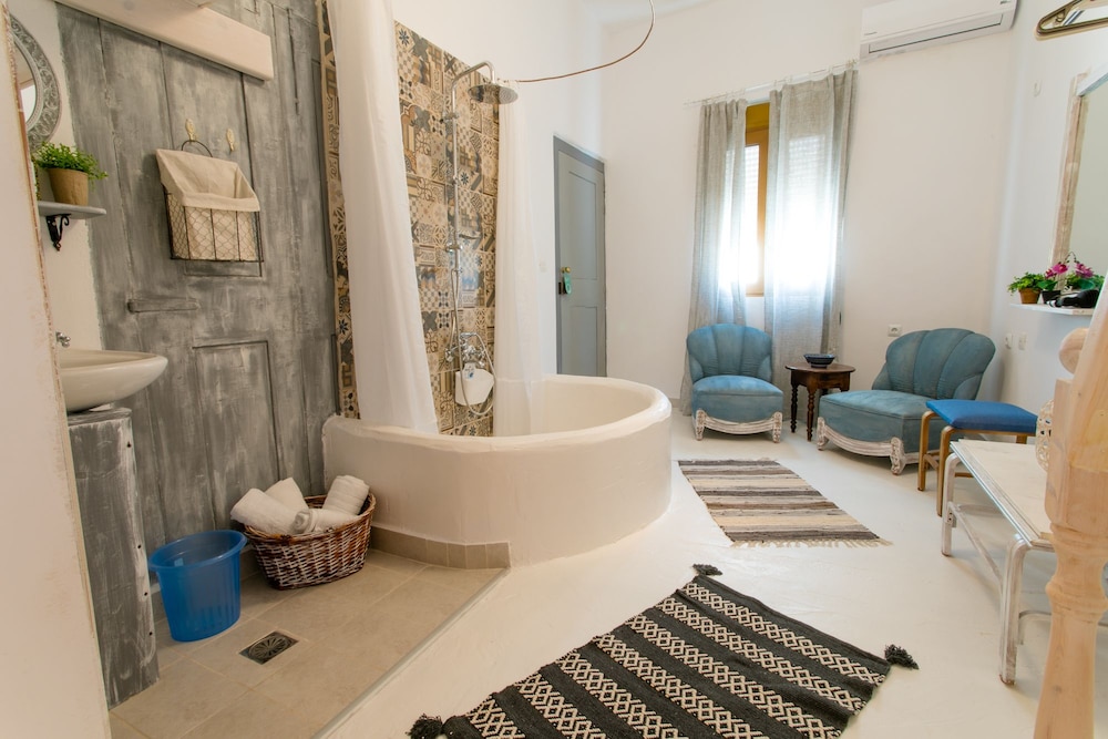 Mascot Boutique Hotel 45/50