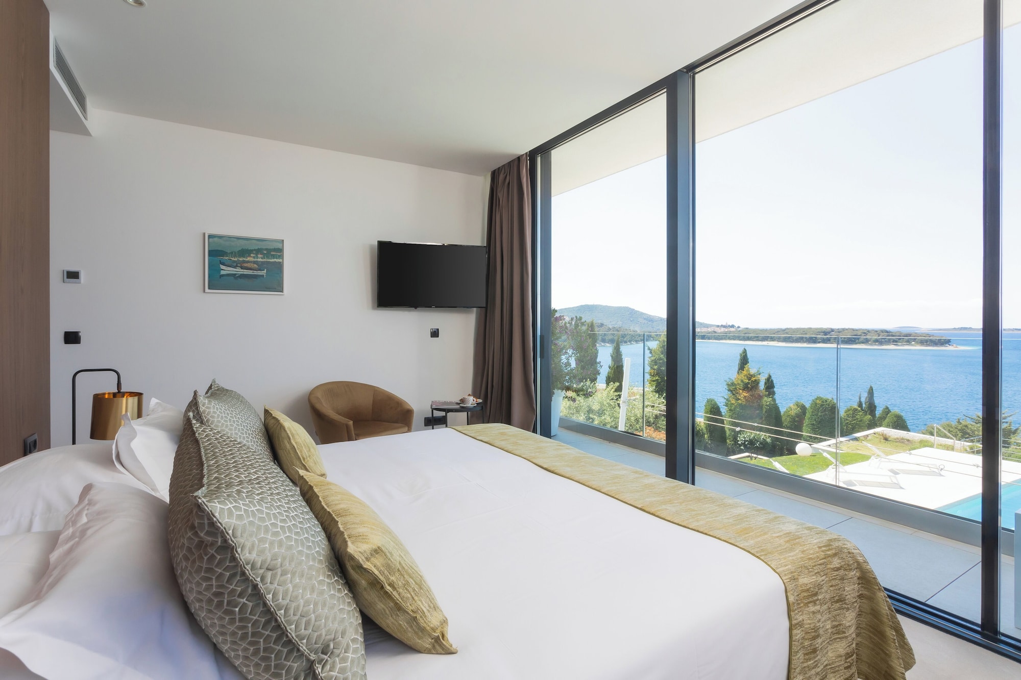 SUPERIOR, DOUBLE OR TWIN BED, SEA VIEW