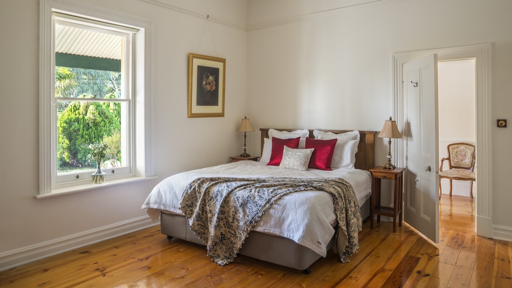 Residence, Cottage, Queen Bed