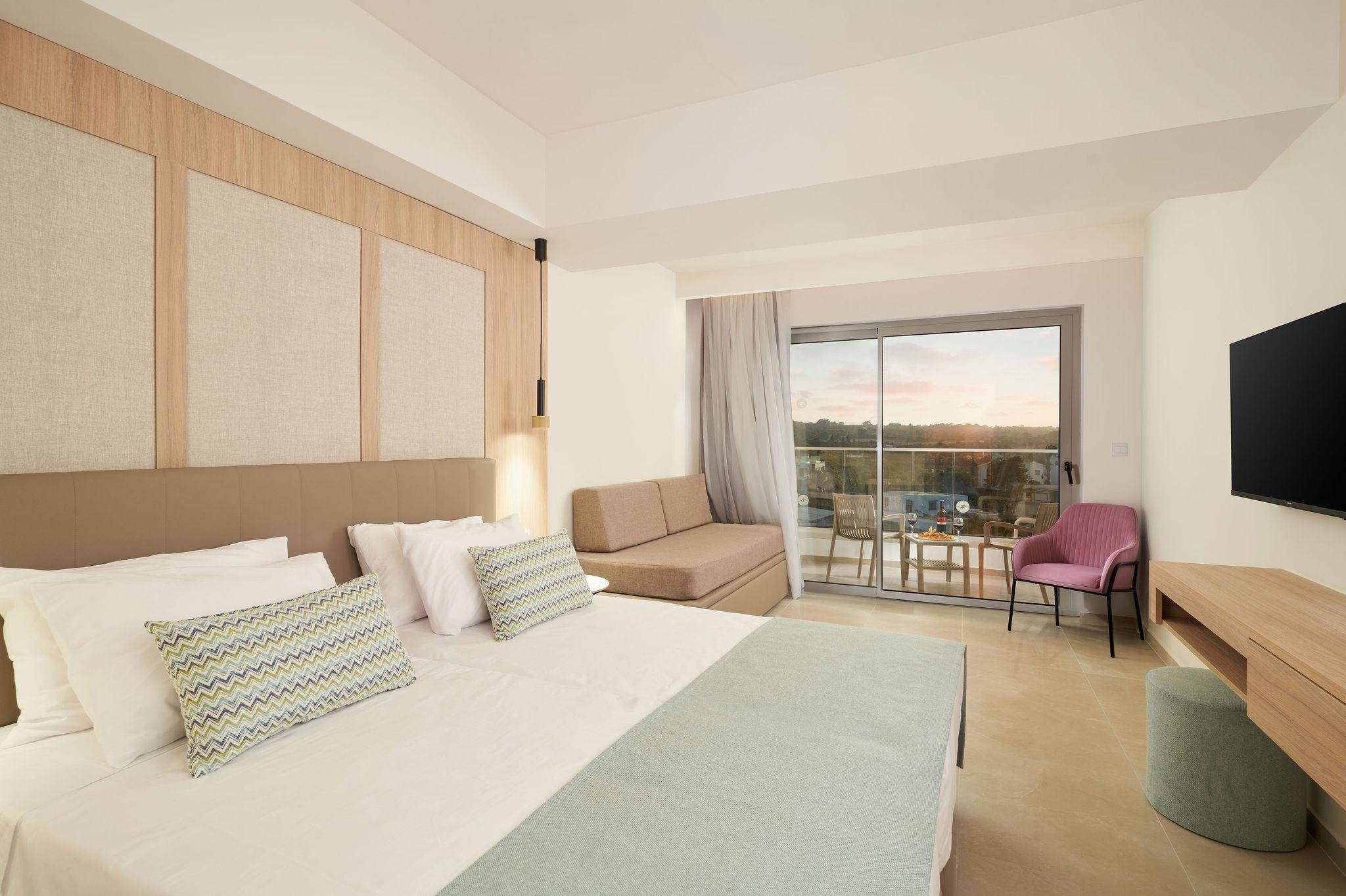 Room at Maris Grand Waterpark Resort, PARALIMNI