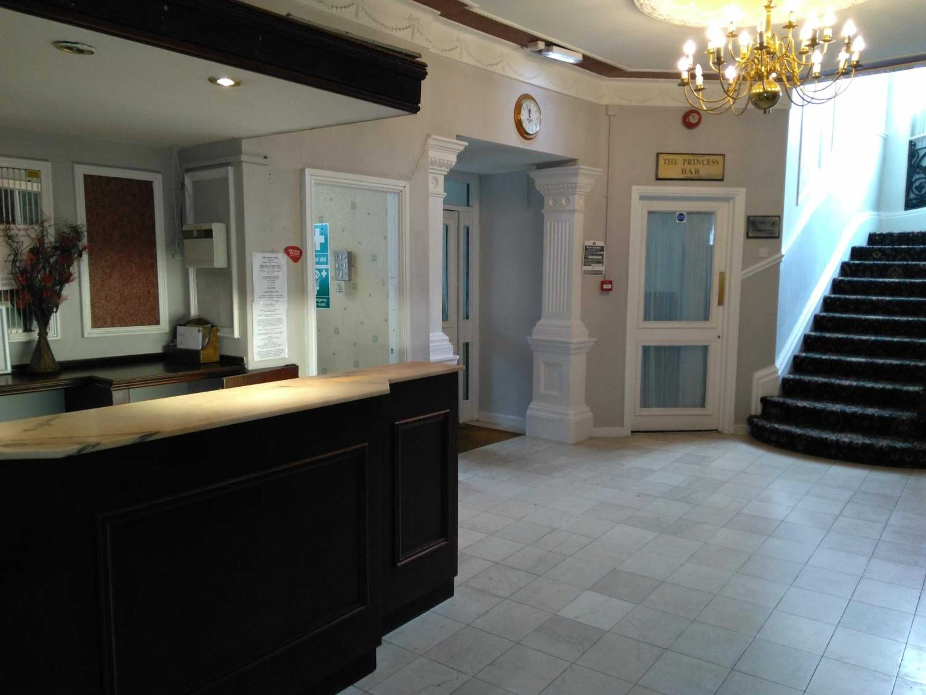The Crown Hotel 6/37