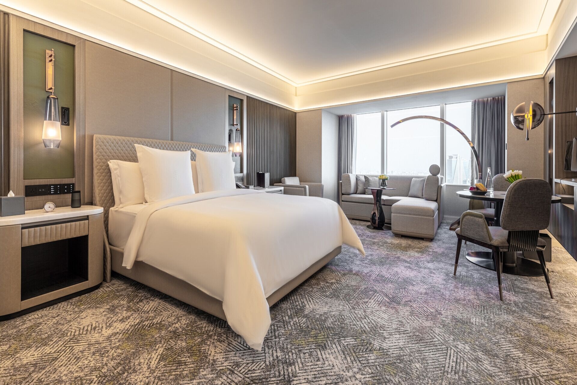 PREMIUM, KING BED