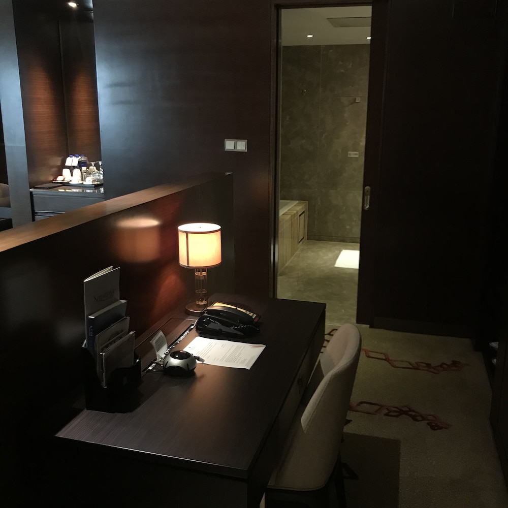 Cinese Hotel Dongguan 34/67