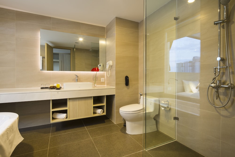 Stella Maris Nha Trang Hotel 77/82