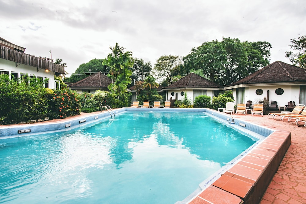 KARIWAK VILLAGE HOLISTIC HAVEN HOTEL 26/50