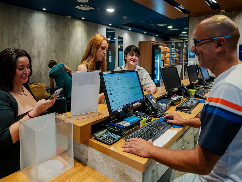 Ibis Budget Santos Gonzaga 58/69