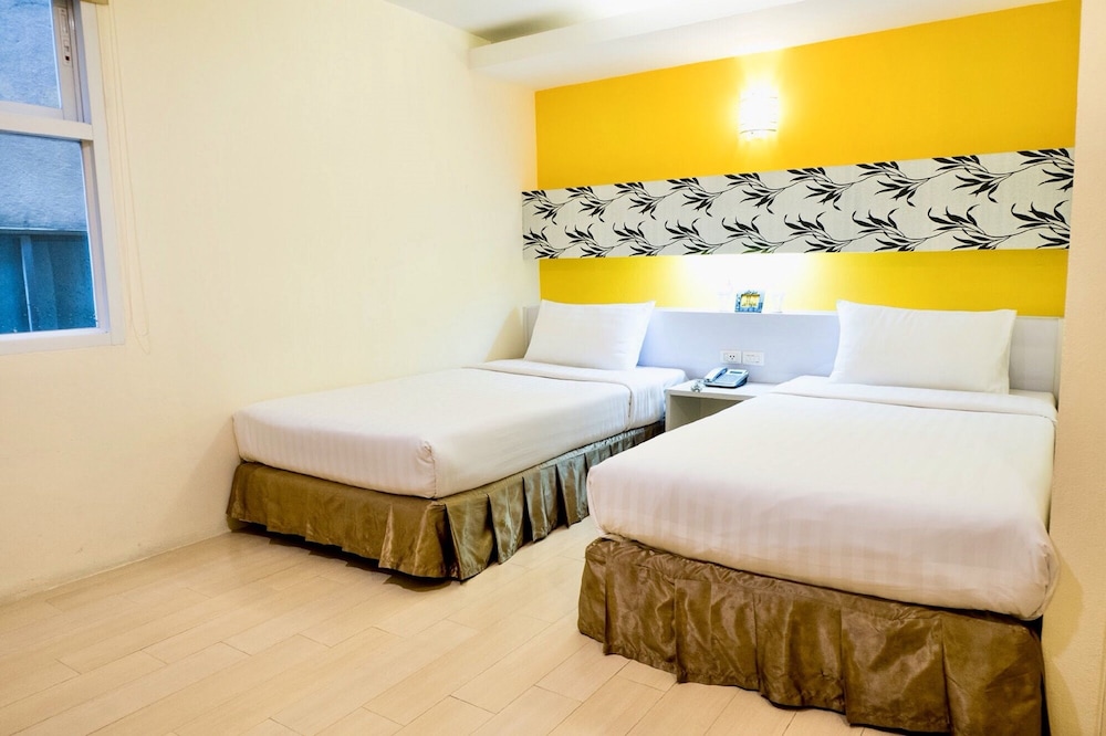 The Konnect Hotel 25/50