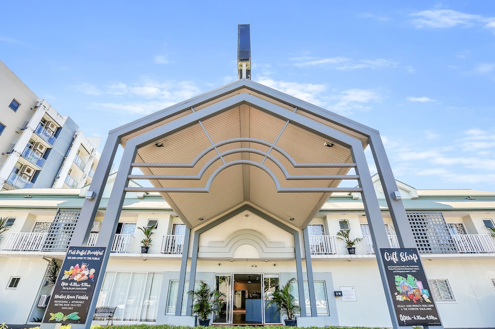 CORAL TREE INN in CAIRNS