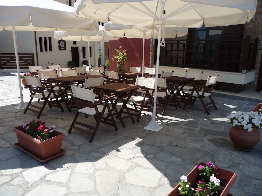 Helianthus Guesthouse 33/50