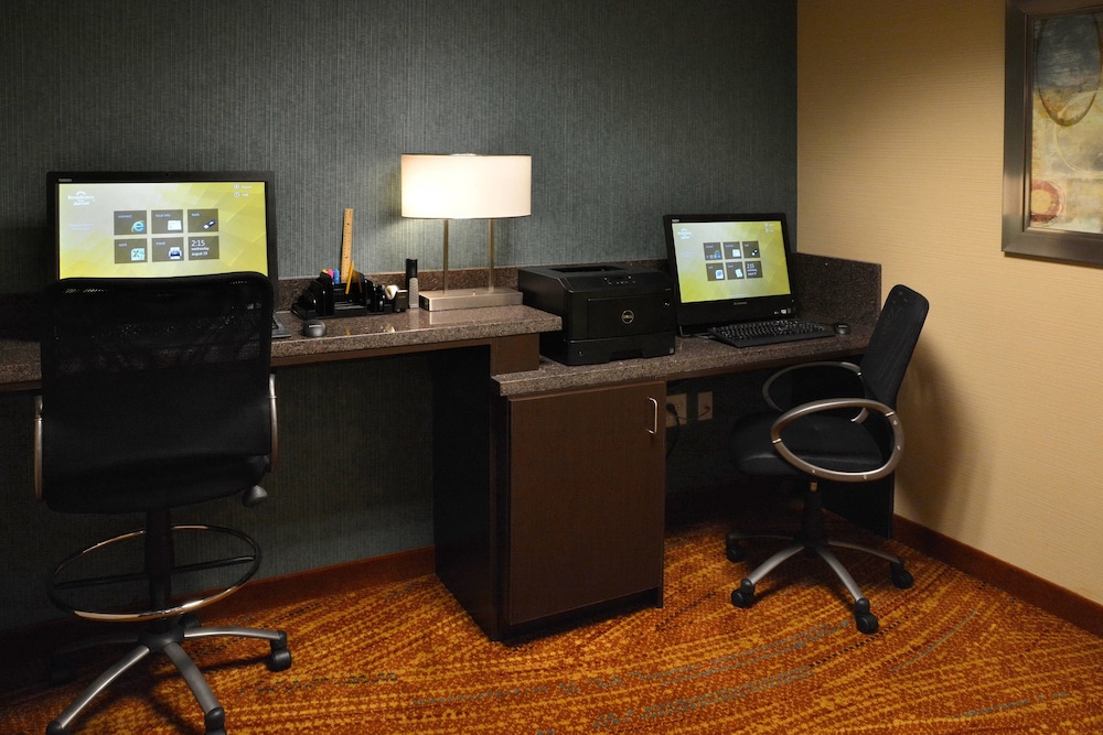 Residence Inn By Marriott Akron Fairlawn 28/28