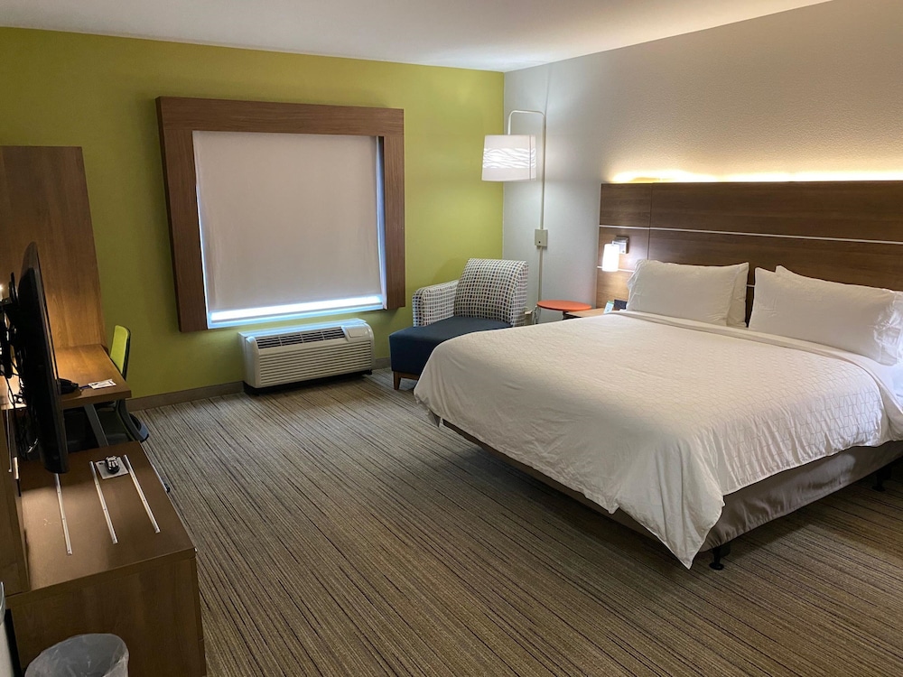 Holiday Inn Express Columbia 12/49