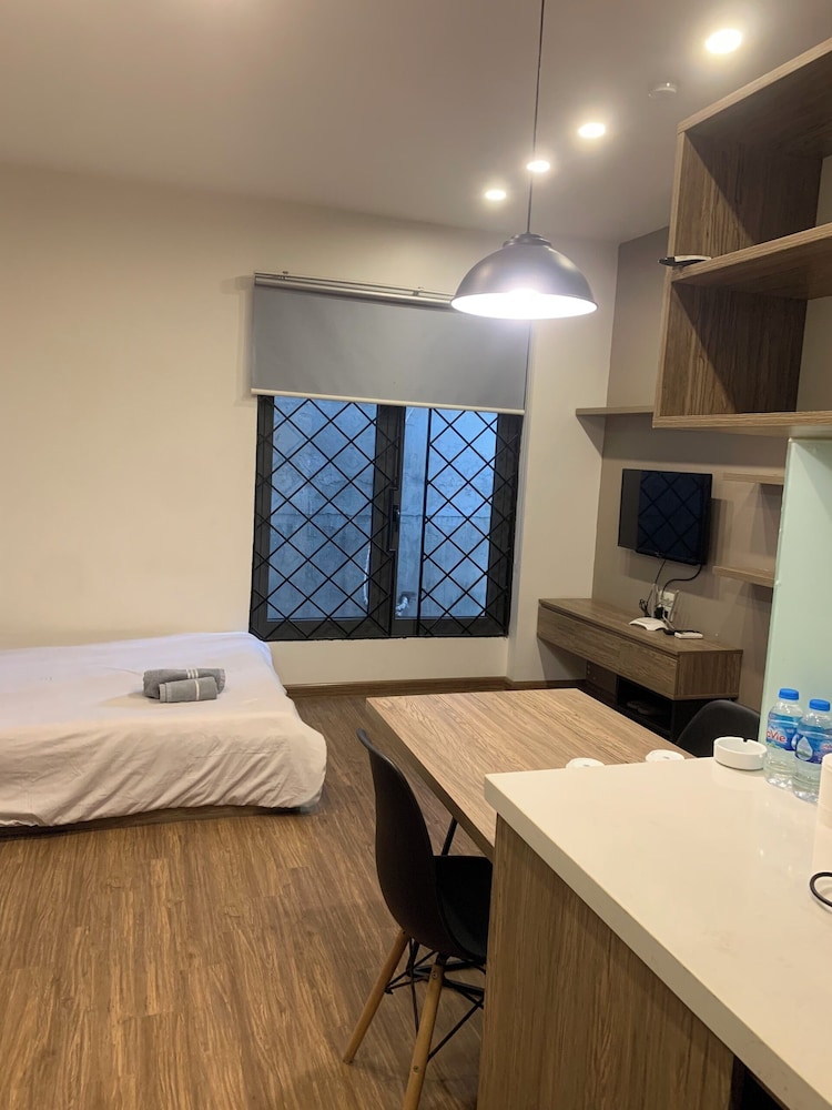Unique Serviced Apartment 10/34